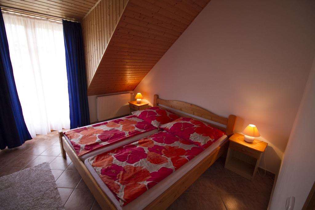 Relax Apartment House Залакарос Стая снимка